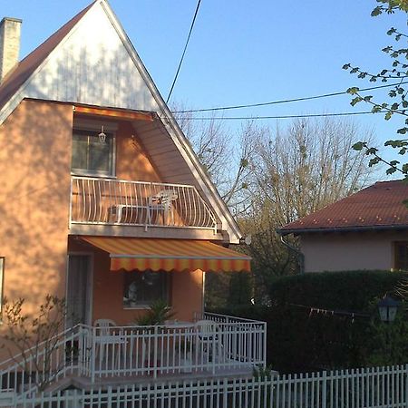 Dora Apartmanhaz Zalakaros Buitenkant foto
