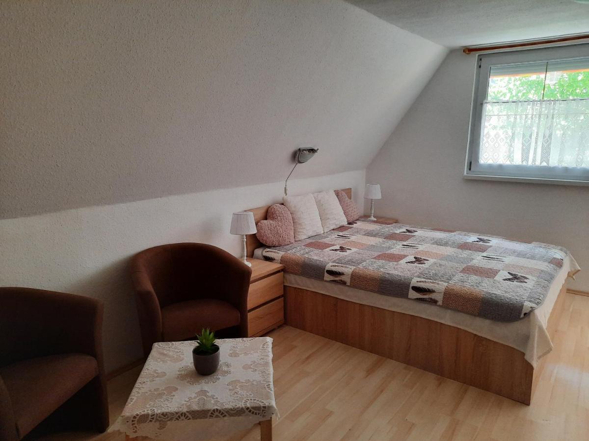 Dora Apartmanhaz Zalakaros Buitenkant foto
