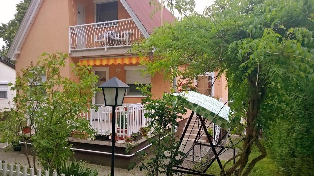Dora Apartmanhaz Zalakaros Buitenkant foto